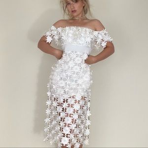 Stunning off the shoulders self portrait gown